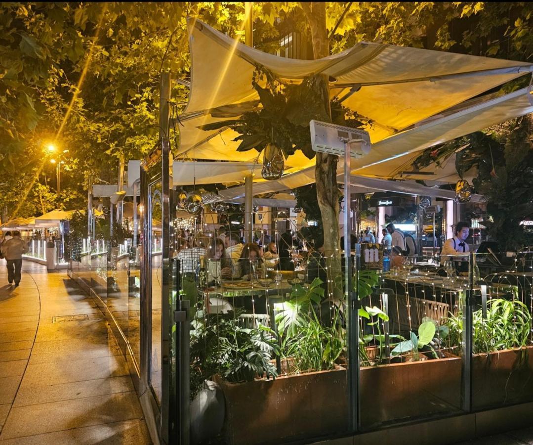 Centrica Habitacion Bed and Breakfast Madrid Esterno foto
