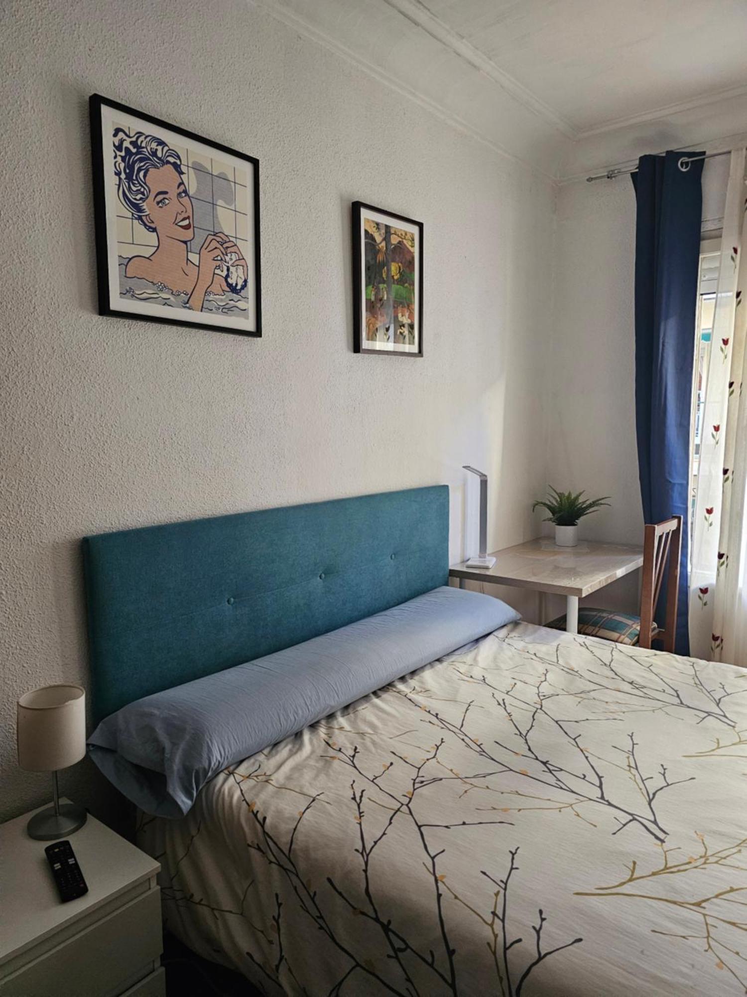 Centrica Habitacion Bed and Breakfast Madrid Esterno foto